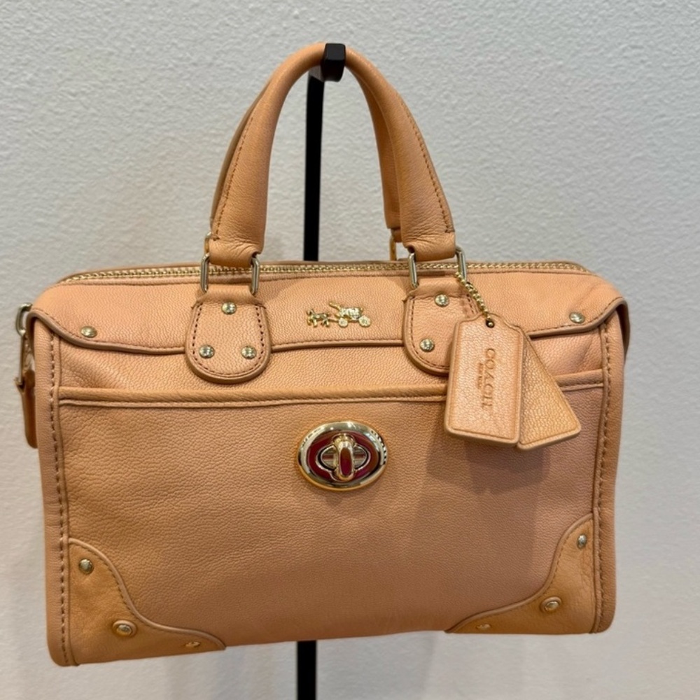 Coach 2014 APRICOT crossbody/hand bag EUC